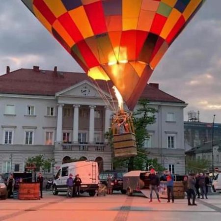 Pensjonat Widok Rynek -Parking Кельце Экстерьер фото